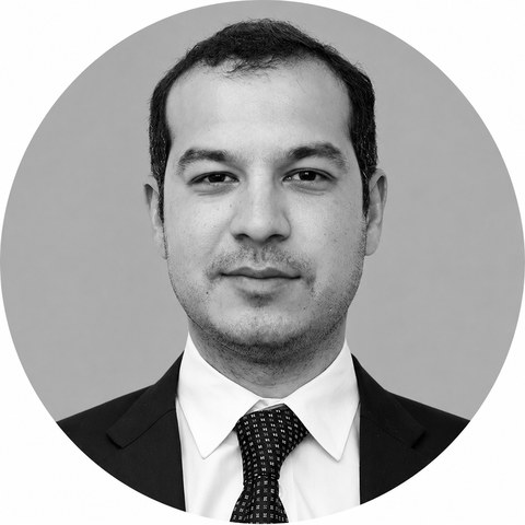 Akbar Khan